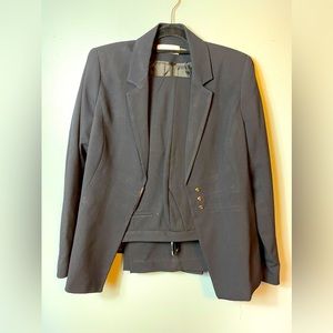 Calvin Klein - all black